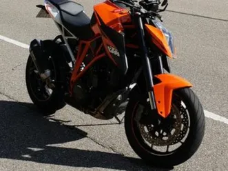 ktm 1290 super duke r