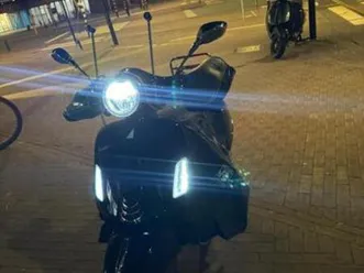 vespa gts 125 facelift keyless — scooters | vespa — marktplaats