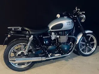 triumph bonneville 900 i (naked bike)