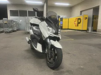 yamaha x-max 250 cc abs