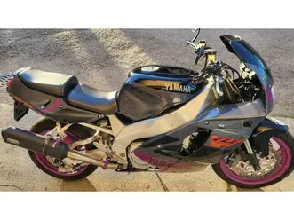 yamaha-yzf-750-r