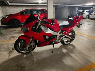 yamaha yzf-r1
