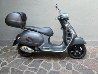 vespa gts 300