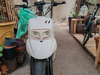 mbk booster naked (2007)