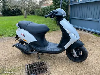 scooter piaggio zip 2t