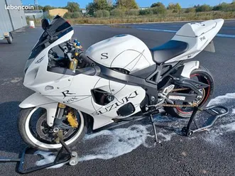 suzuki gsxr 750