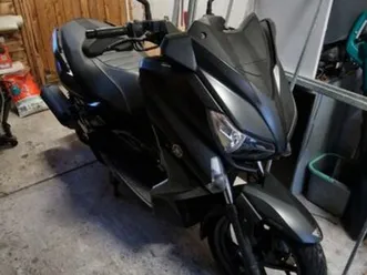 scooter yamaha xmax 125 (2016) - état neuf - seulement 6381 km