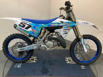 ② yamaha yz 125 my'24 réf. ls 3239