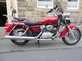 honda shadow 125 v2 custom 1. hand