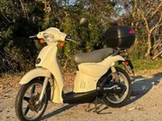 aprilia scarabeo 50
