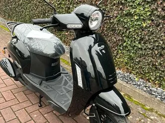 neu-motorroller-retro-desgin-gt-union-massimo-45