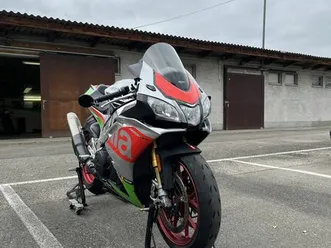 aprilia rsv4 rf