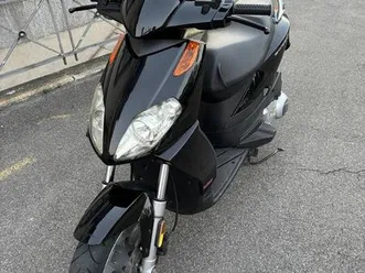 aprilia sportcity one 125