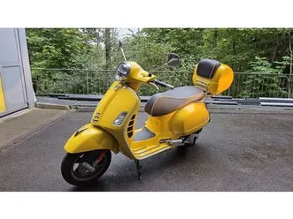 vespa gts 125 jg.6.2021 3700 km