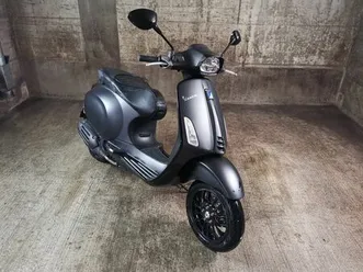 vespa sprint 125 3v notte