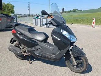 piaggio x7 300 i.e roller scooter