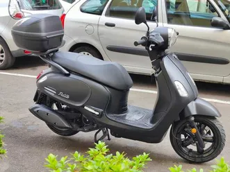 sym fiddle 50, targa gialla, dai 15 anni con garanzia