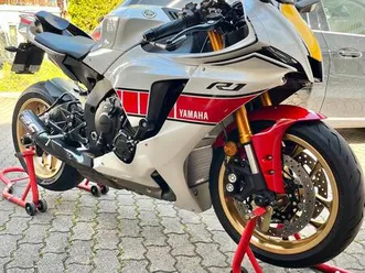 yamaha r1 rn65 60th anniversary