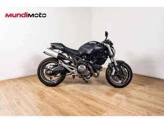 ducati monster 696