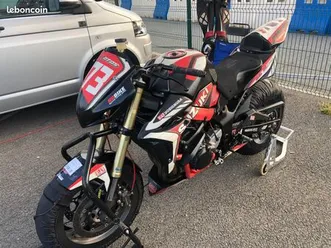 suzuki 750 gsr piste