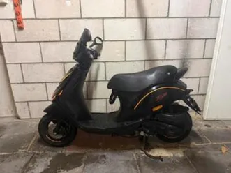 piaggo zip scooter 4t euro 5 — scooters | piaggio — marktplaats