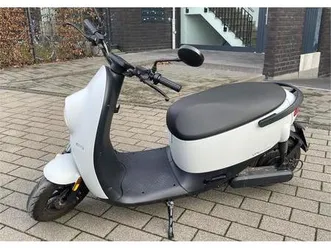 unu scooter pro 4kw matt stone