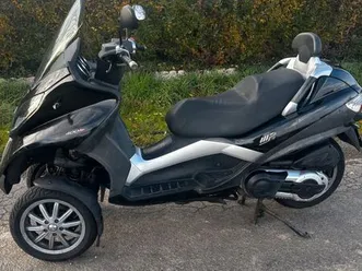 piaggio mp3 400