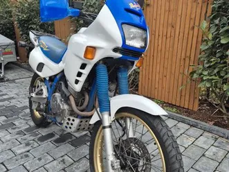 honda nx650 dominator