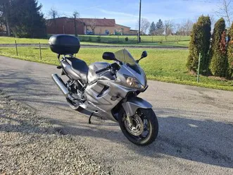 honda cbr600f, 2006 god.