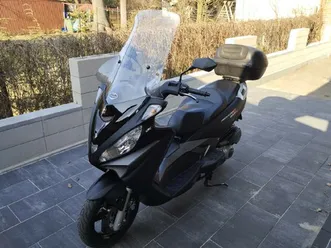 skuter malagi madison 3 ie 250cm3 2011r.