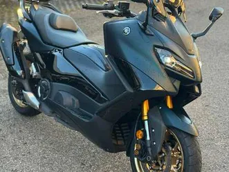 yamaha tmax 560