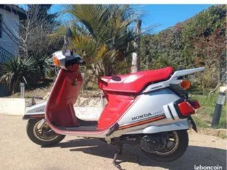 honda 125 lead