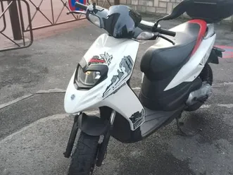 scooter piaggio typhoon