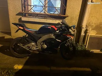 aprilia rs4