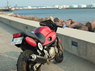suzuki gsx 750 f katana