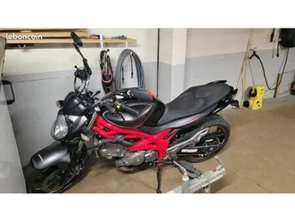 suzuki-svp-650-gladius