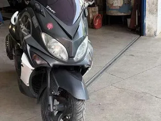 yamaha tmax 500 sportivo nero