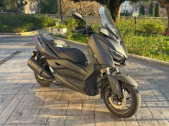 yamaha x-max 300 grigio