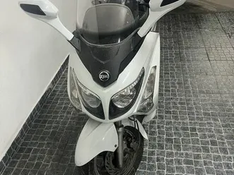 sym gts 125 evo venda do pinheiro e santo estêvão das galés