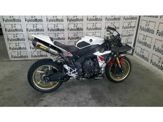 yamaha yzf 1000 r1 60th 2011 1000 cm3 | moto sportive | 27 700 km | 13200 arles