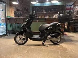 peugeot kisbee 2-takt 50 ccm 2019 roller die 2 räder