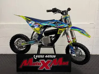 2022 husqvarna e5 kids electric fantastic condition bike