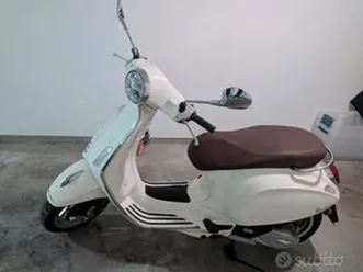piaggio vespa 125 sprint - 2022