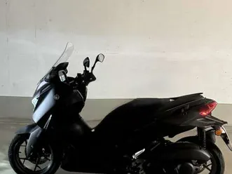 yamaha x-max 125