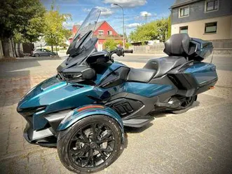 can-am spyder rt