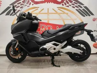 honda forza 750 2023 km 15945