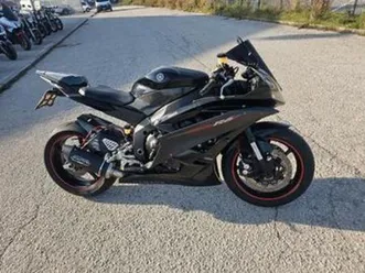 yamaha yzf r6