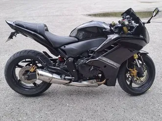 sprzedam motocykl honda cbr 600f stan bardzo dobry nekla