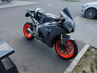 honda cbr1000rr frisch ab mfk!!