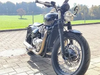 neuwertige triumph bonneville bobber zu verkaufen!!!